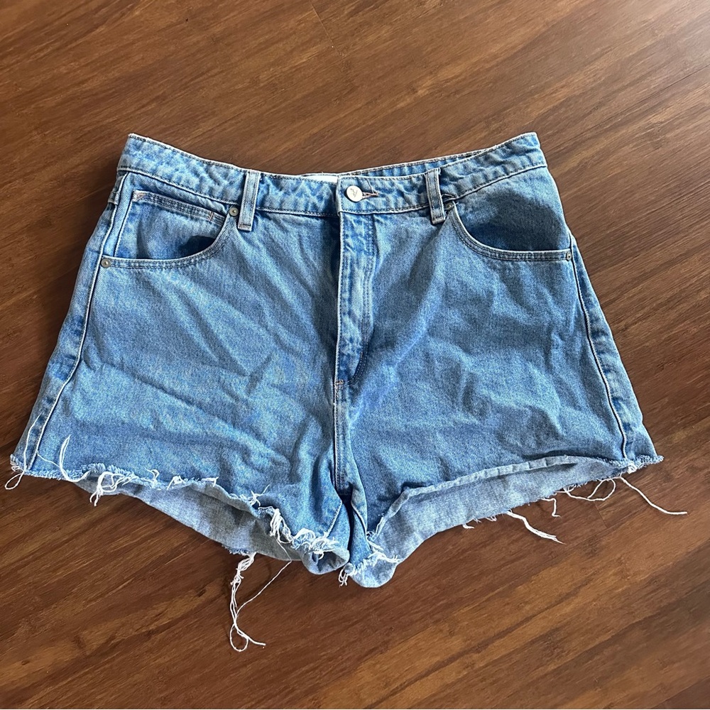 ABRAND Venice Denim Short Size 14 / 32
